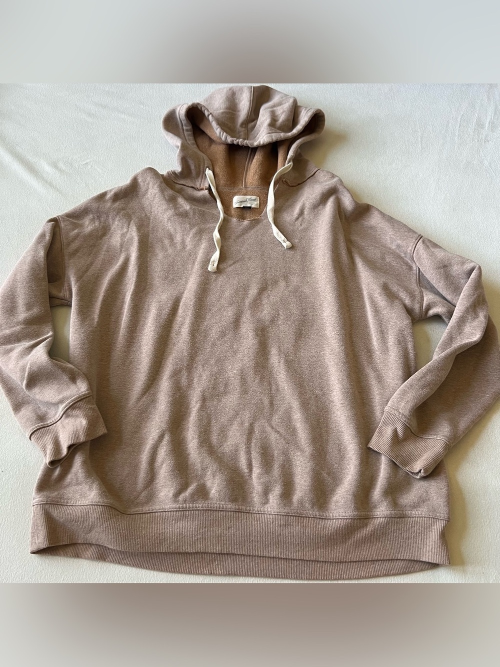 Universal Thread Tan Beige Hoodie in Light Taupe Sleek Neutral Classic